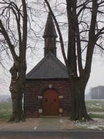 Eine kleine Kirche im Mnsterland am 12.01.2003